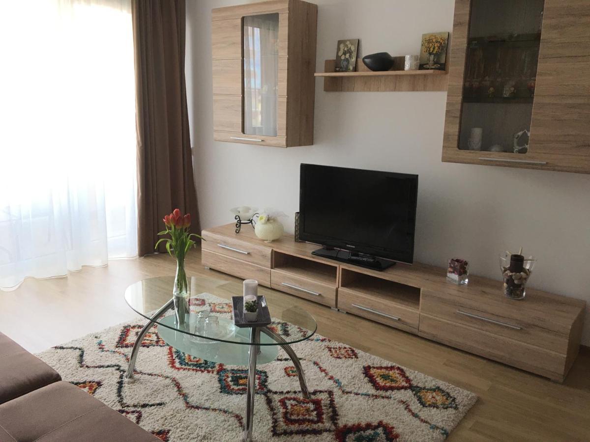 Elegantza Suites Брашов Экстерьер фото
