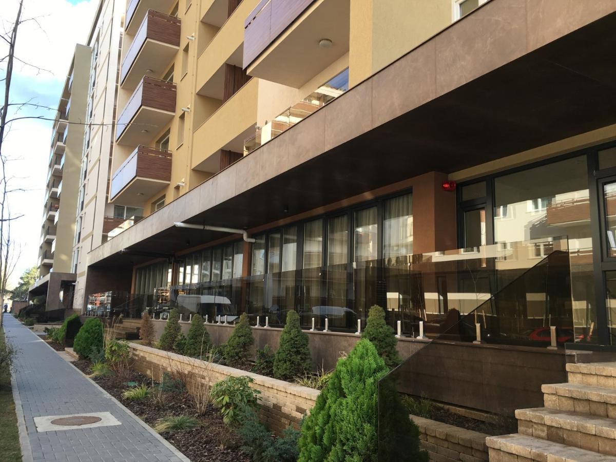Elegantza Suites Брашов Экстерьер фото
